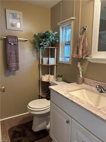 3158  Longview  DR, North Fort Myers, FL 33917