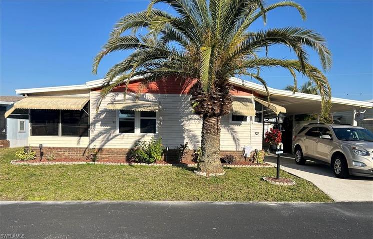 3158  Longview  DR, North Fort Myers, FL 33917