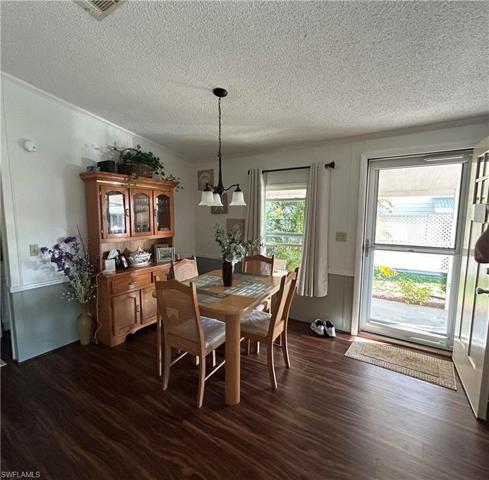 3158  Longview  DR, North Fort Myers, FL 33917