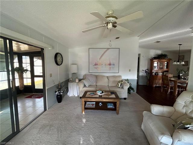 3158  Longview  DR, North Fort Myers, FL 33917