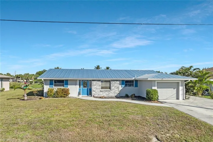 166  Cambridge NW DR, Port Charlotte, FL 33952