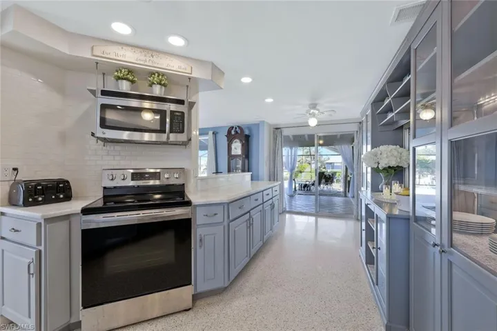 166  Cambridge NW DR, Port Charlotte, FL 33952