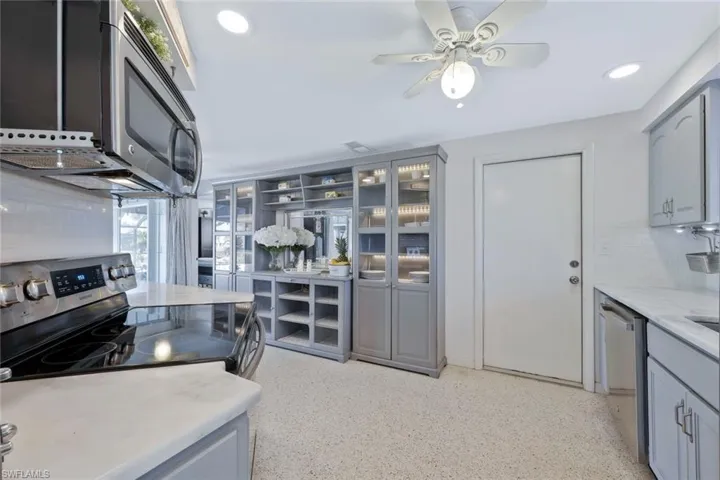 166  Cambridge NW DR, Port Charlotte, FL 33952