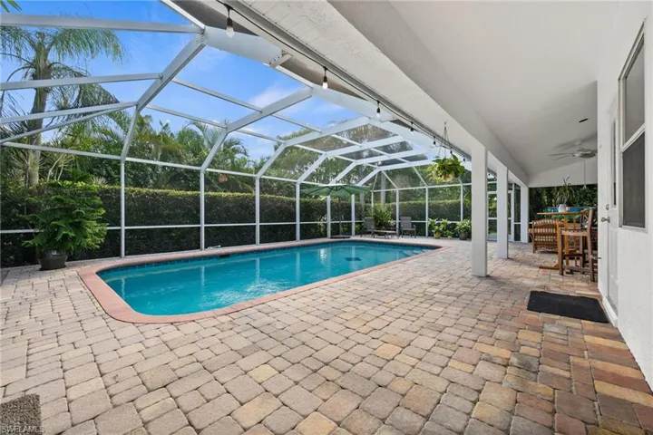 645  Lambton  LN, Naples, FL 34104