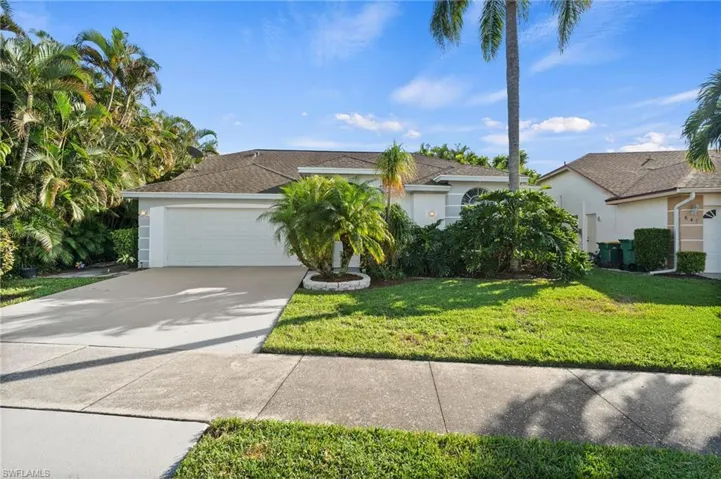 645  Lambton  LN, Naples, FL 34104