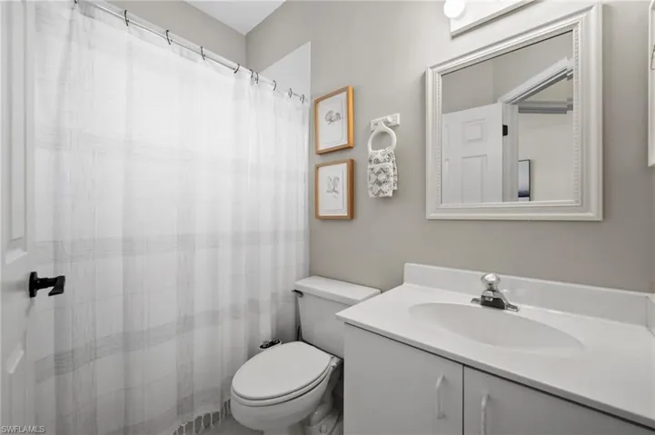 645  Lambton  LN, Naples, FL 34104