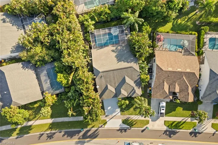 645  Lambton  LN, Naples, FL 34104