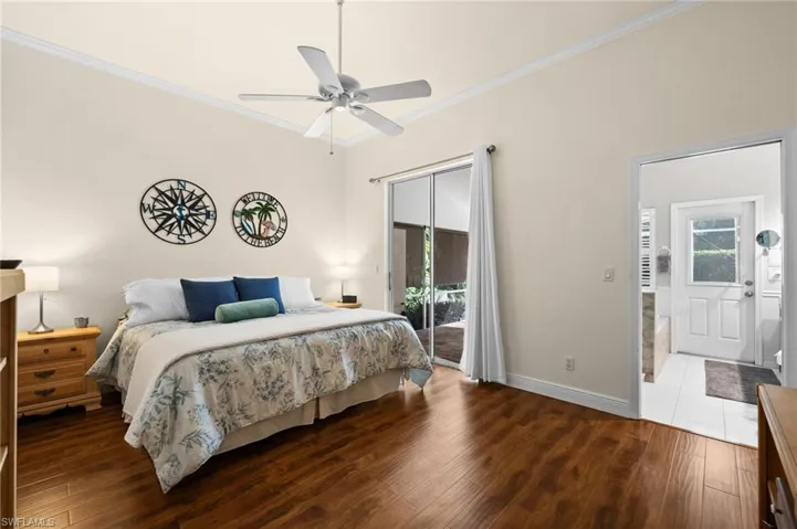 645  Lambton  LN, Naples, FL 34104