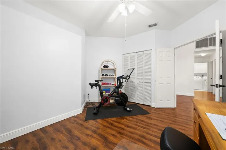 645  Lambton  LN, Naples, FL 34104