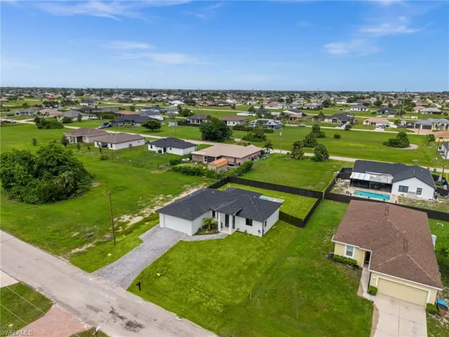 409 Nw 25th Pl, Cape Coral, Florida 33993