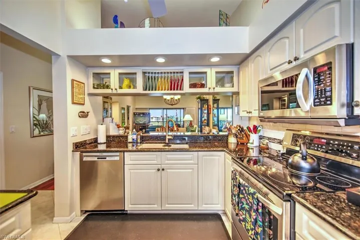 16500  Kelly Cove  DR, Fort Myers, FL 33908