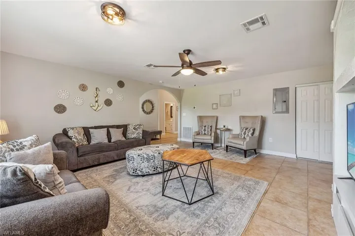 159  7th  ST, Naples, FL 34113