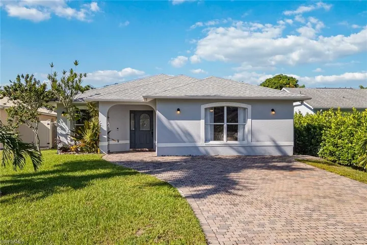 159  7th  ST, Naples, FL 34113