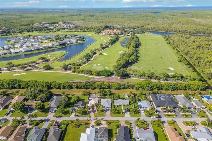 159  7th  ST, Naples, FL 34113