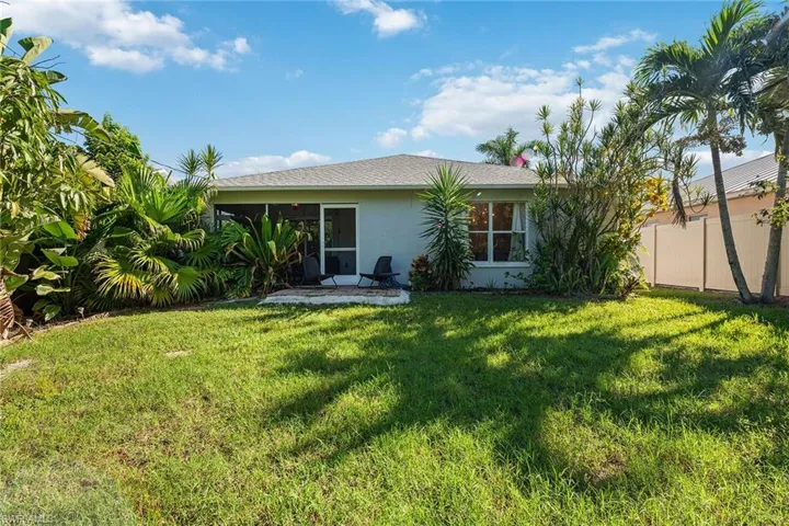 159  7th  ST, Naples, FL 34113