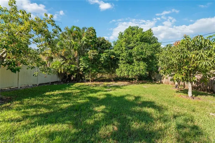 159  7th  ST, Naples, FL 34113