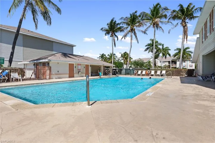 1753 Four Mile Cove Pky 115, Cape Coral, Florida 33990