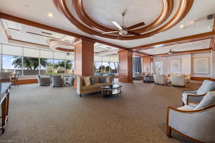 2104 W 1st  ST, Fort Myers, FL 33901