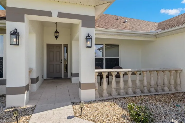 2051 NE 20th  ST, Cape Coral, FL 33909