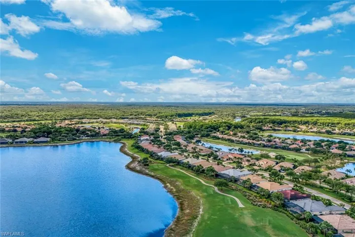 12118  Wicklow  LN, Naples, FL 34120