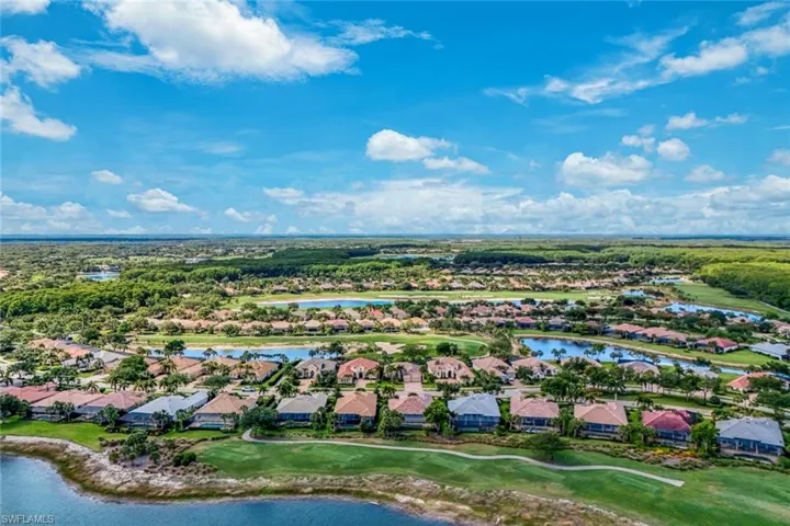 12118  Wicklow  LN, Naples, FL 34120
