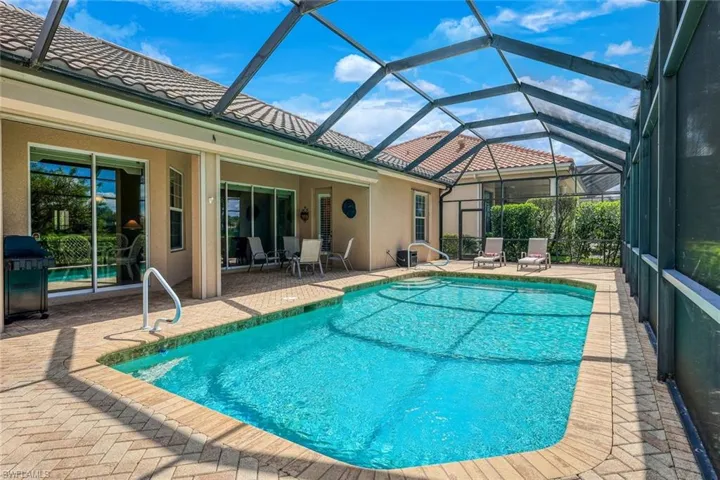 12118  Wicklow  LN, Naples, FL 34120