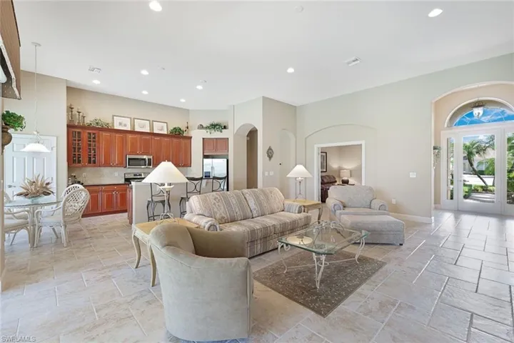 12118  Wicklow  LN, Naples, FL 34120