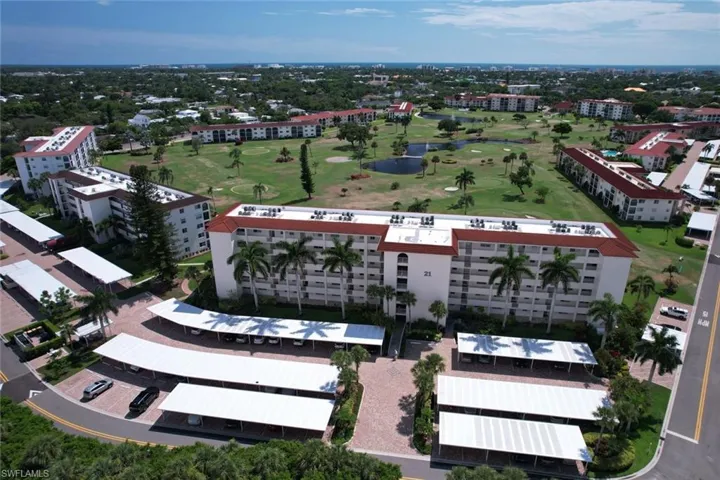 21 High Point Cir E # 206, Naples, Florida 34103