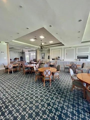21 High Point Cir E # 206, Naples, Florida 34103