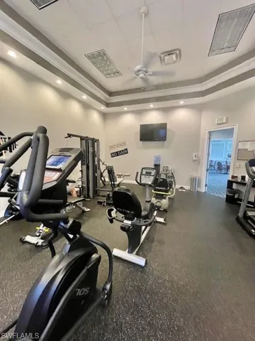 21 High Point Cir E # 206, Naples, Florida 34103