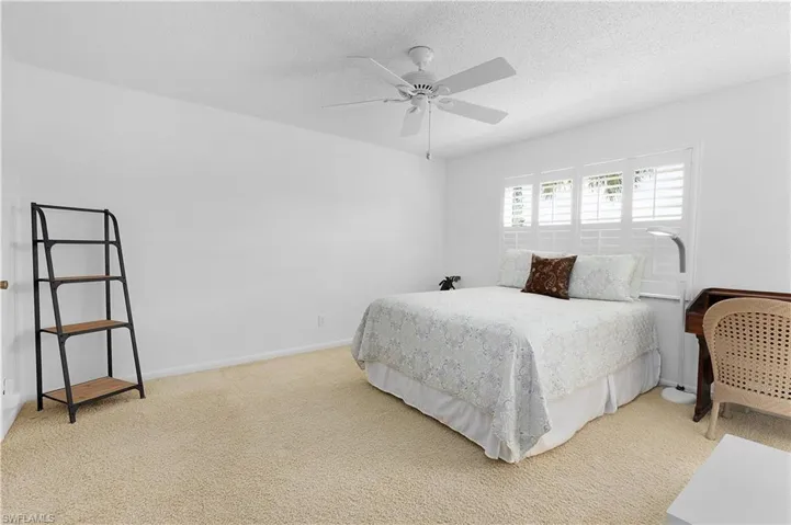 21 High Point Cir E # 206, Naples, Florida 34103