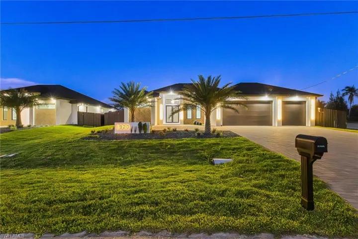 1923 Sw 15th Pl, Cape Coral, Florida 33991