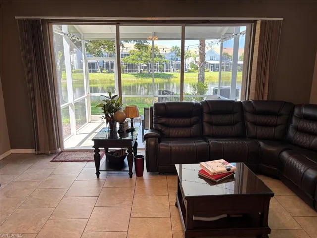 8271  Village Edge  CIR, Fort Myers, FL 33919