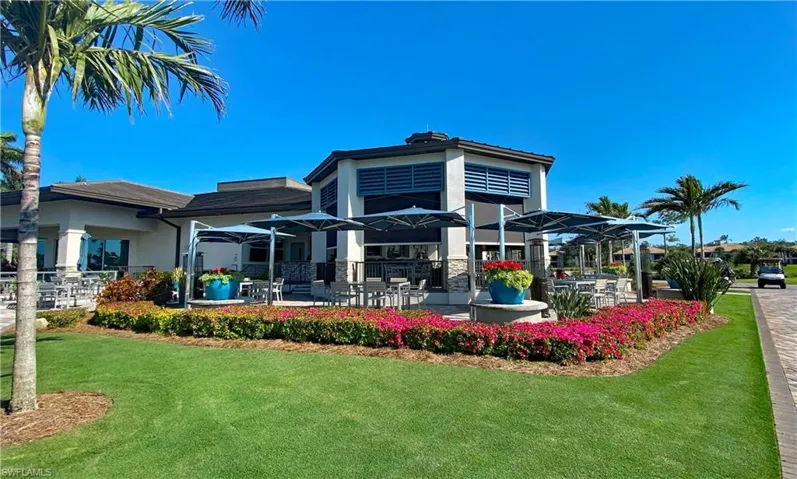 Outdoor dining at main club
