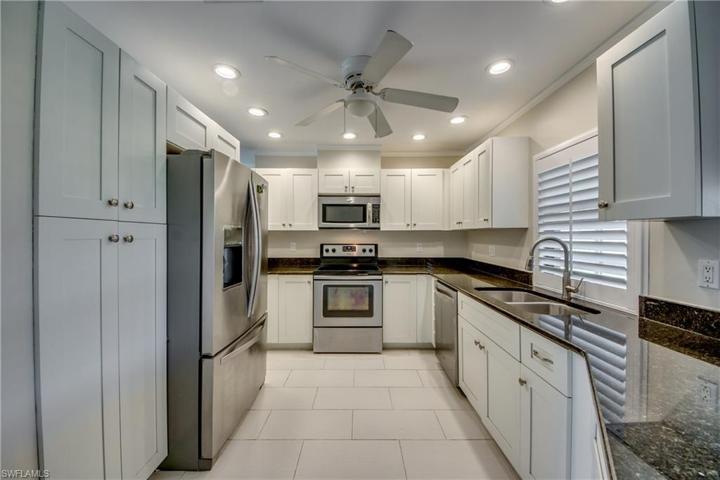 1221 SW 18th TER, CAPE CORAL FL 33991