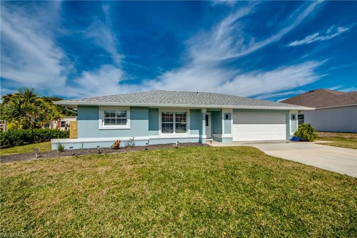 1221 SW 18th TER, CAPE CORAL FL 33991