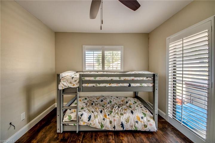 1221 SW 18th TER, CAPE CORAL FL 33991