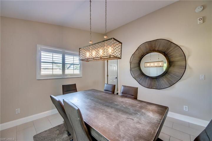 1221 SW 18th TER, CAPE CORAL FL 33991