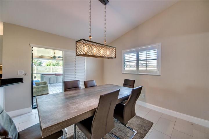1221 SW 18th TER, CAPE CORAL FL 33991