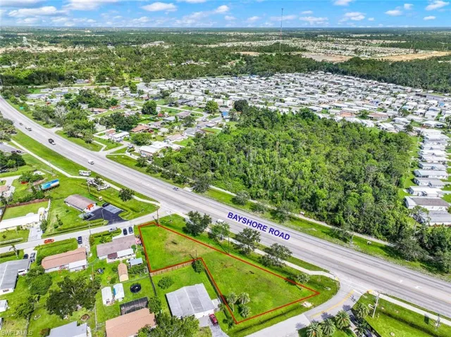 1402  Washington  DR, North Fort Myers, FL 33917