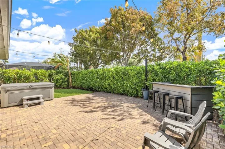 9385 Glenforest Dr, Naples Fl 34120