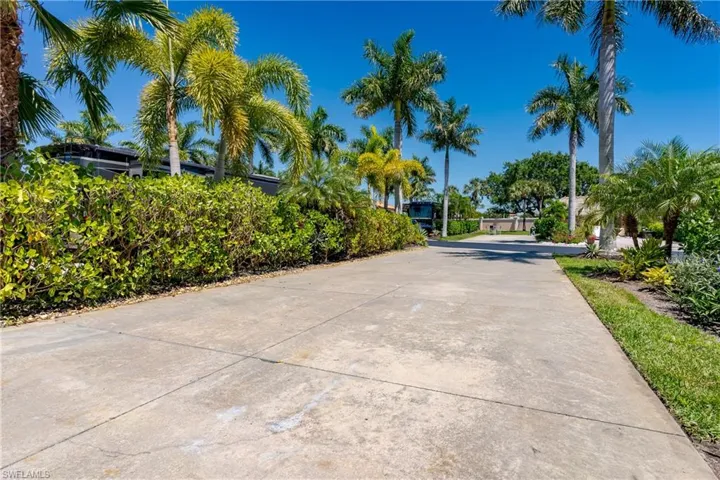 13588 Snook Cir, Naples Fl 34114
