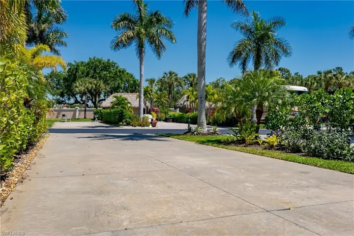 13588 Snook Cir, Naples Fl 34114