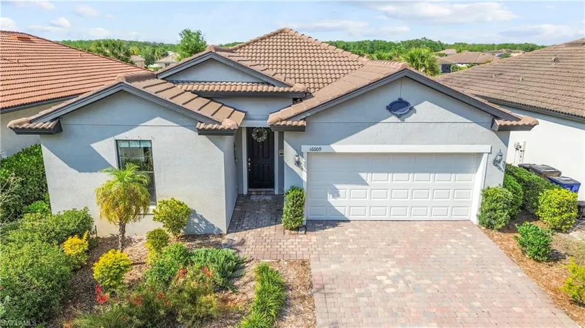 16009 Palmetto Prairie Drive.  Hampton Lakes at River Hall.