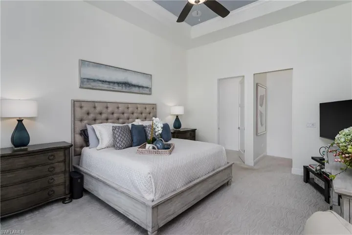 1017  Admiralty  CT, Marco Island, FL 34145