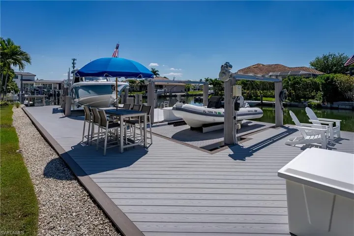 1017  Admiralty  CT, Marco Island, FL 34145