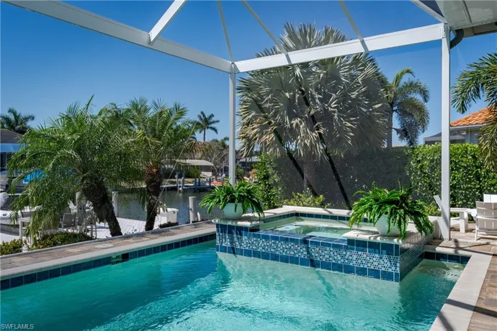 1017  Admiralty  CT, Marco Island, FL 34145