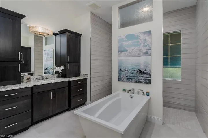 1017  Admiralty  CT, Marco Island, FL 34145
