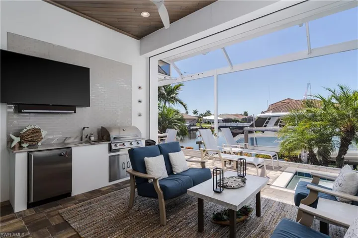 1017  Admiralty  CT, Marco Island, FL 34145