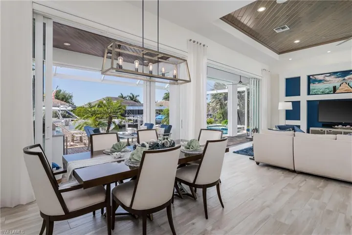 1017  Admiralty  CT, Marco Island, FL 34145
